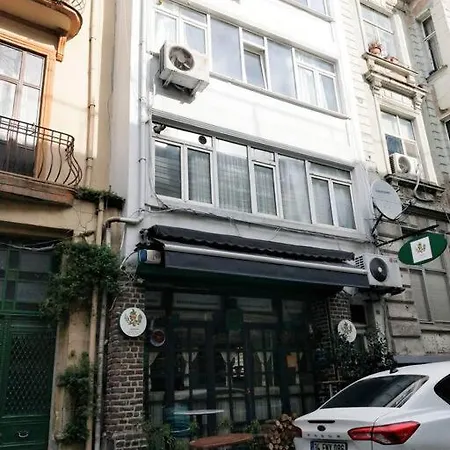 In The Heart Of Taksim *