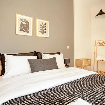 Hotel Whisper By Oval 5*