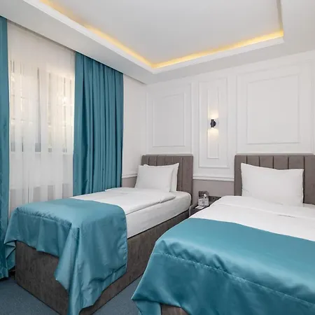 Askadar Hotel *