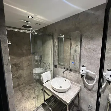 Taksim Pera Orient 4* Стамбул