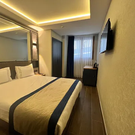 Taksim Pera Orient 4* Стамбул