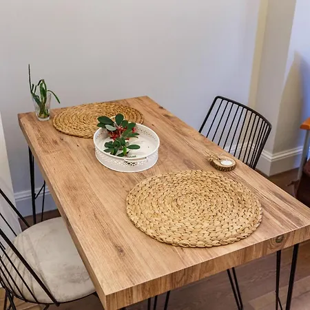 Modern House With Central Location In Beyoglu شقة *