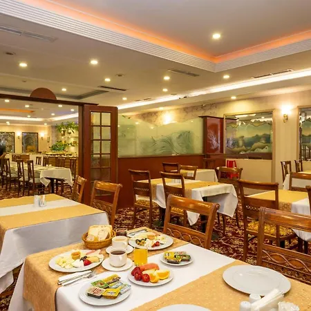 Hotel Grand Anka