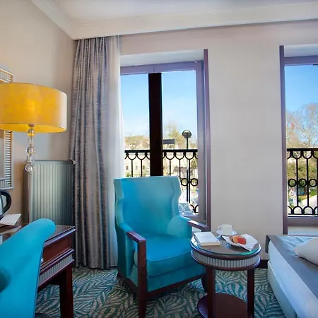 Hotel Emporium 4*