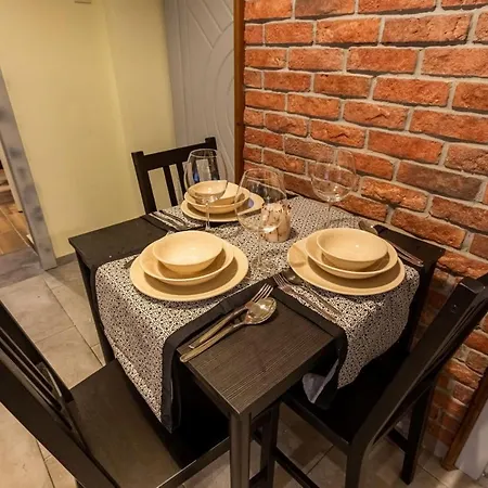 Charming Flat Near Trendy Attractions In Cihangir