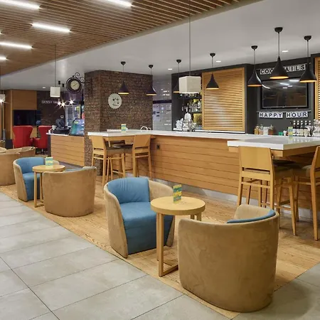 - Kadikoy By Ihg Hotel 4*