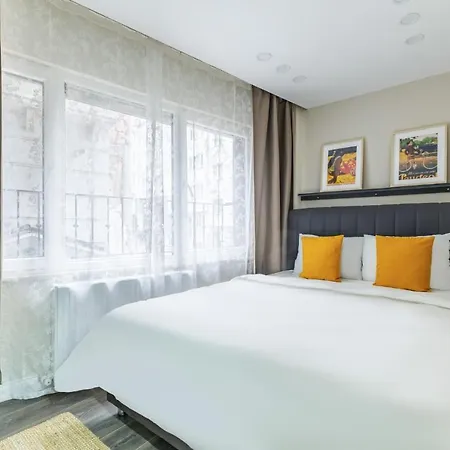 Magnificent Flat Close To Metro In Nisantasi * اسطنبول