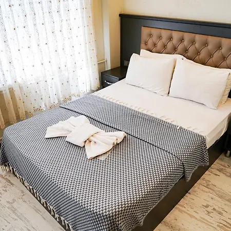 Hotel Paradise 3*
