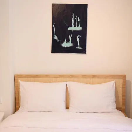 Evra Suites *
