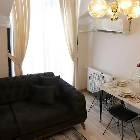 Fully Equipped Apartment *