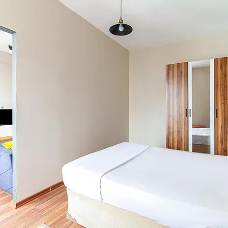 Apartment Cozy And Furnished In Pendik