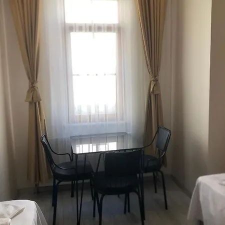 Aparthotel Halil Bey Konagi *