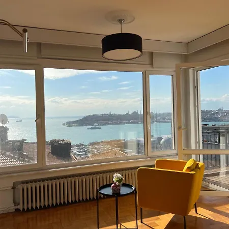 Renovated 5br With Sea View *