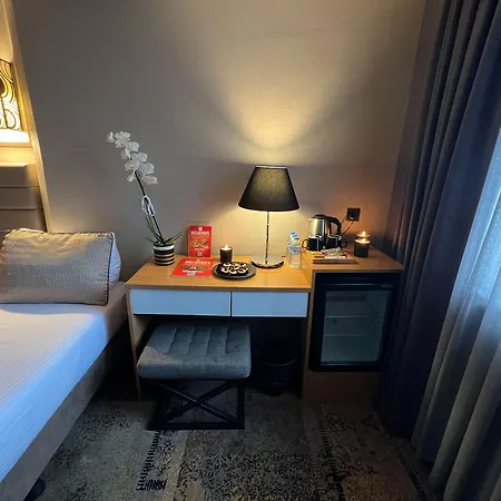 All Seasons Hotel