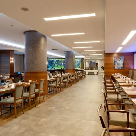 Ramada Plaza By Wyndham Center Hotel Estambul