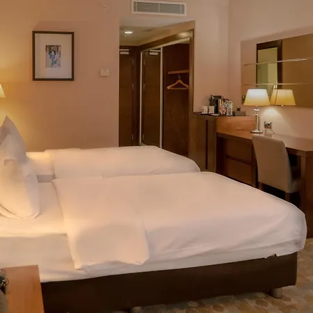 Midtown 4*