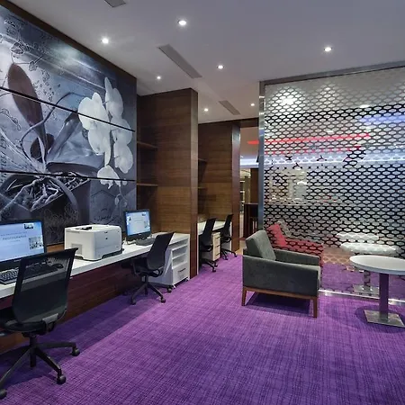 Hampton By Hilton Kayasehir 3* Istanbul