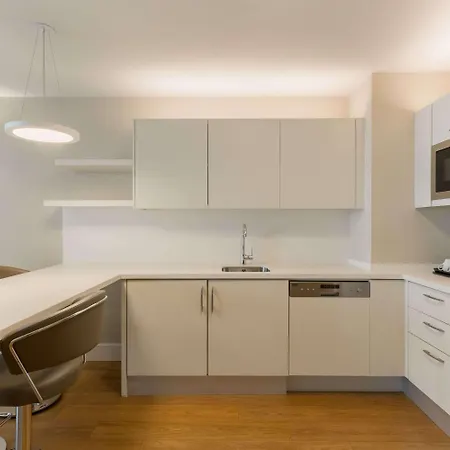 Wyndham Grand Europe מלון 5*