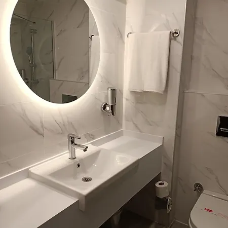 Otel Buyuk Sahinler