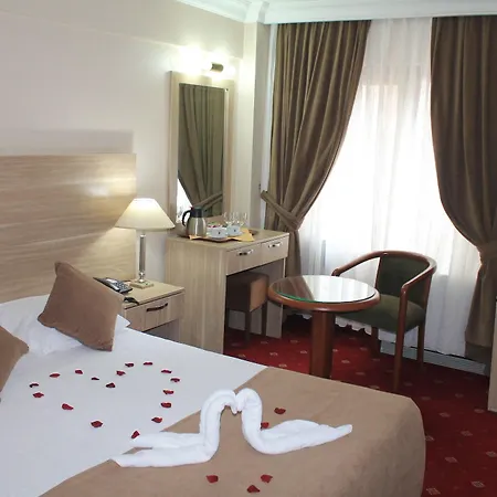 Buyuk Sahinler Otel 4*