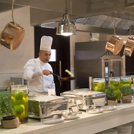 Wyndham Grand Levent & Conference Center 5*
