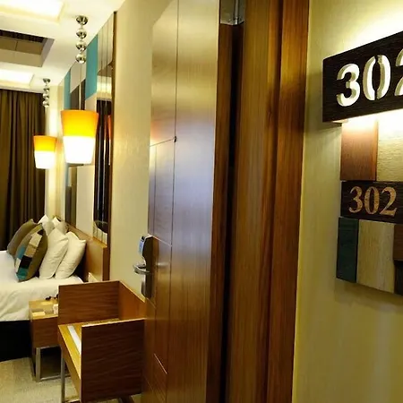 Hotel Collage Taksim