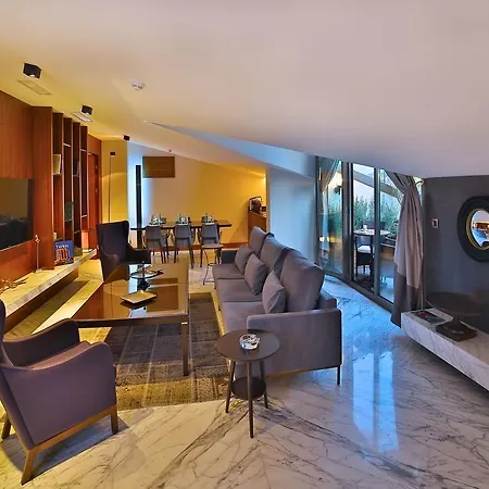 Dosso Dossi & Downtown 5*