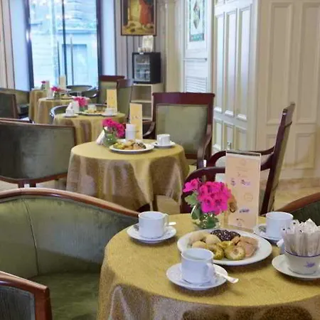 Taksim Star Hotel 3*