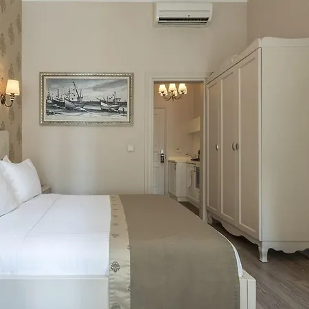 Louis Galata Istanbul