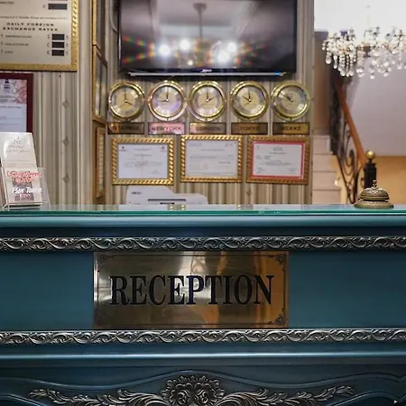 Отель Gritti Pera & 3*