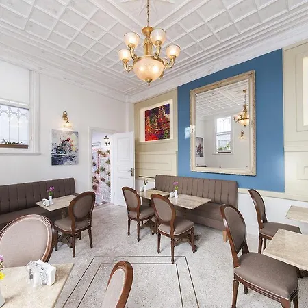 Darussaade Old City - Sultanahmet 4*