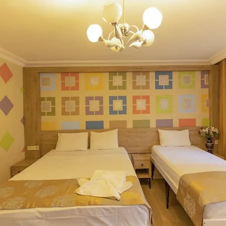 De Maree Hotel 3*