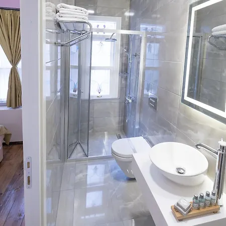 Pasaport Pier Kadikoey Szálloda 3*