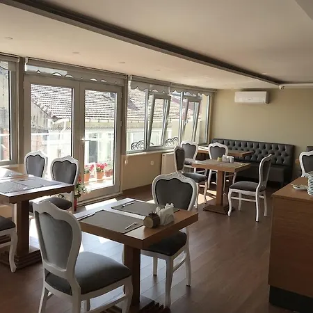 Hotel Muyan 4*