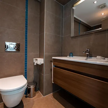 Hotel Elanaz 3*