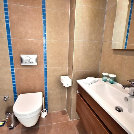 Hotel Elanaz
