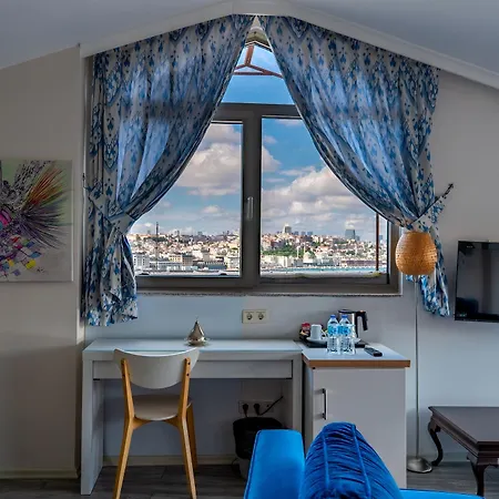 Hotel Elanaz 3*