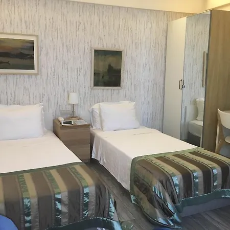 Hotel Elanaz