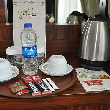 伊斯坦布尔佩拉艾兰酒店 酒店