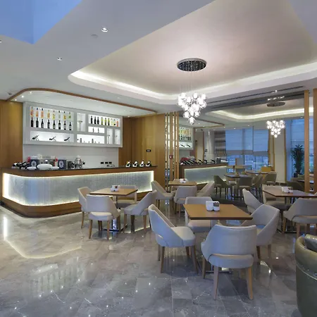 Doubletree By Hilton - Tuzla Hotel
