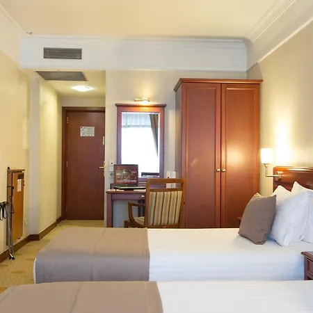 Dila Hotel 4*