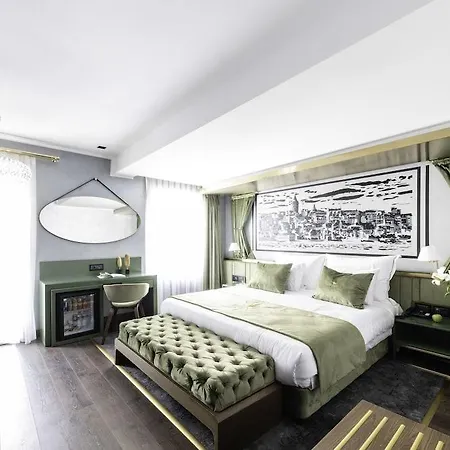 Hotel The Wings