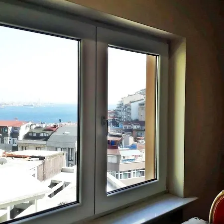 Lir Long Provincia di Istanbul