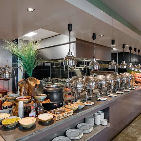 Hotel Radisson Blu & Spa, Tuzla 5*