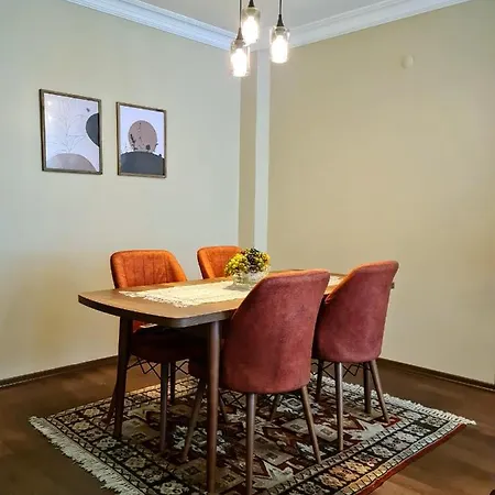 Apartmán Cosy 2nd Floor Flat At The Heart Of Kadikoy *