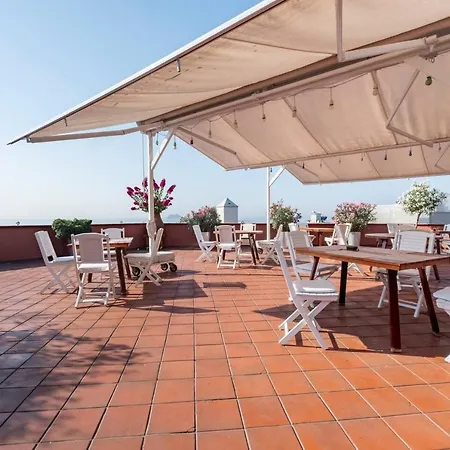 Vila Terrace Triplex In Peninsula *