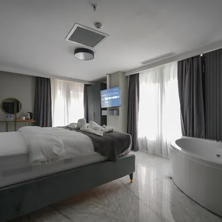 Kurucesme Business Otel *