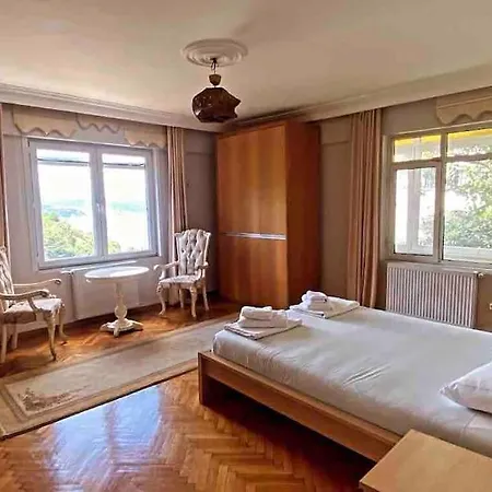 Bogaz Ve Kopru Manzarali, Bahceli Mustakil Ev Villa İstanbul