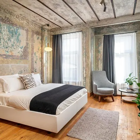 Aparthotel Urban Quarters - Bueklue 4*