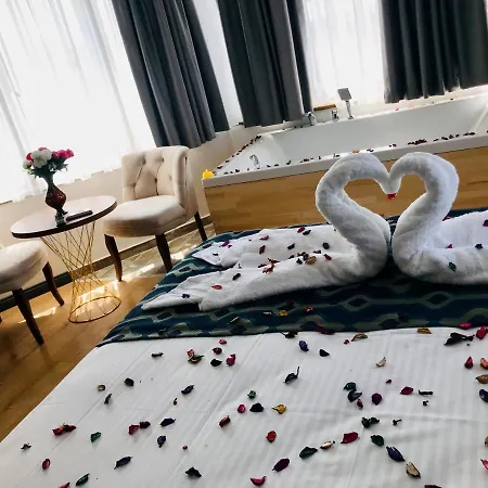Newalla Old 5* Istanbul